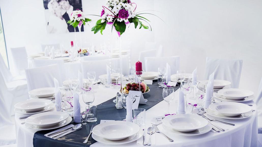 Essenza Party Center Bed & Breakfast Świdnica Екстериор снимка